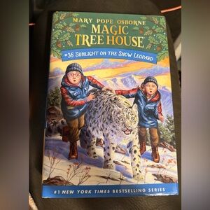 Magic Tree House: Sunlight on the Snow Leopard Book, Hard Cover